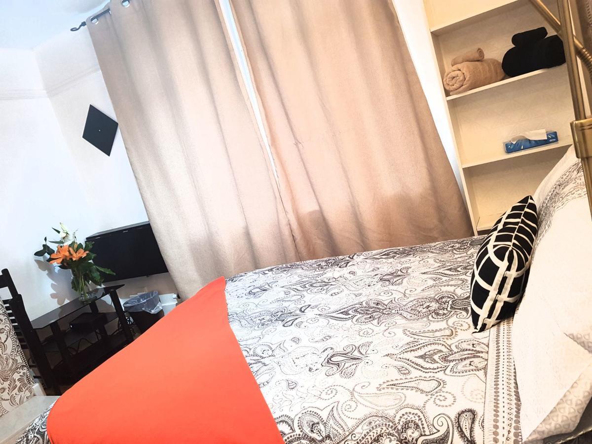 Rome Guest House 莱切斯特 外观 照片